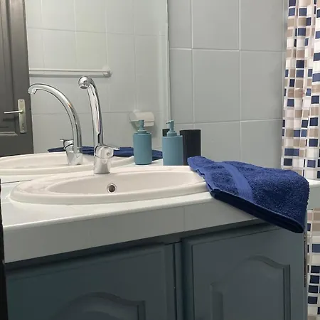 Nid Douillet Avec Vue Cathedrale * Digne-les-Bains